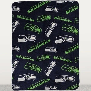 NFL SEATTLE SEAHAWKS soft raschel throw blanket NEW with tags 46x60